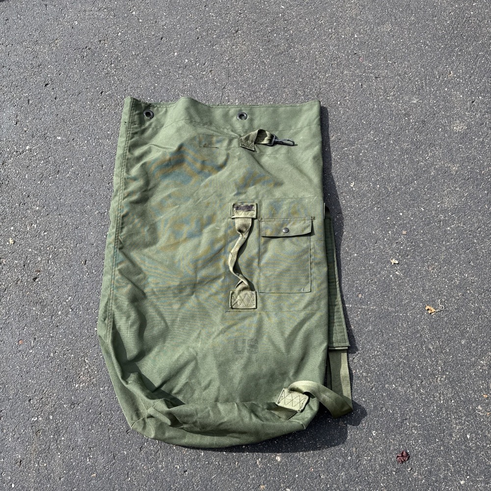 Military Duffle Bag OD Green Nylon Sea Bag Carry Straps Army USGI Top Load USA